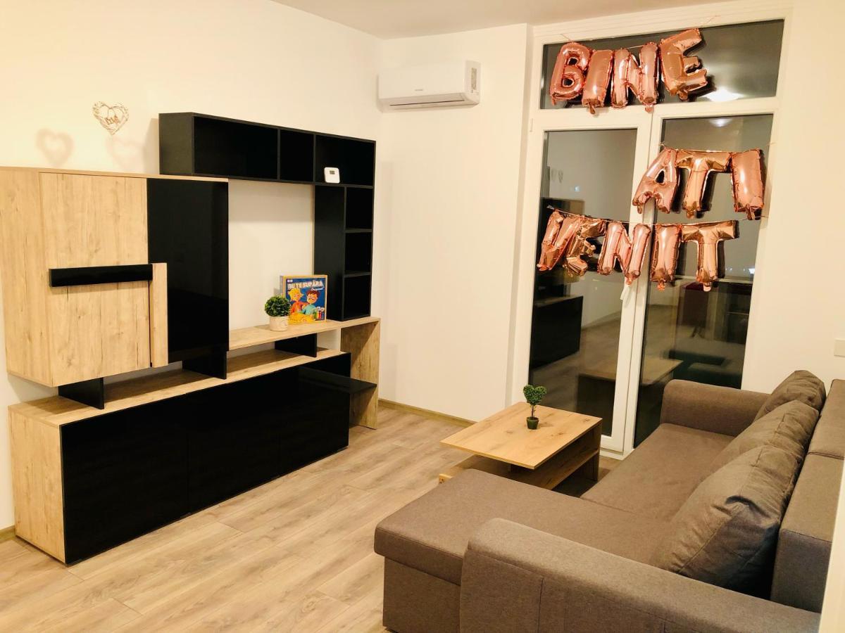 New And Modern Apartment Near Center At Vivalia Grand Timisoara Esterno foto